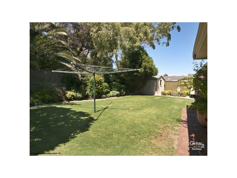 2 Gowrie Avenue, Glengowrie SA 5044