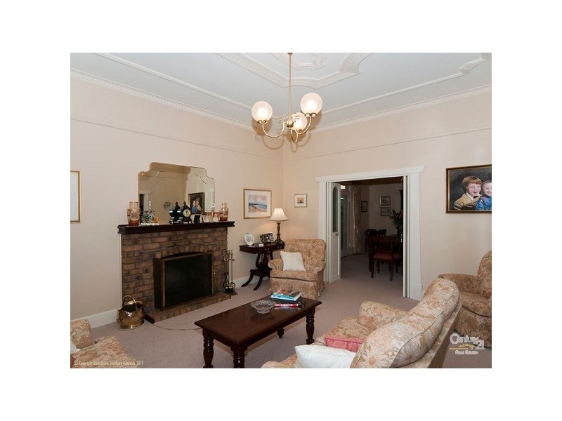 16 Wallace Street, Glenelg East SA 5045