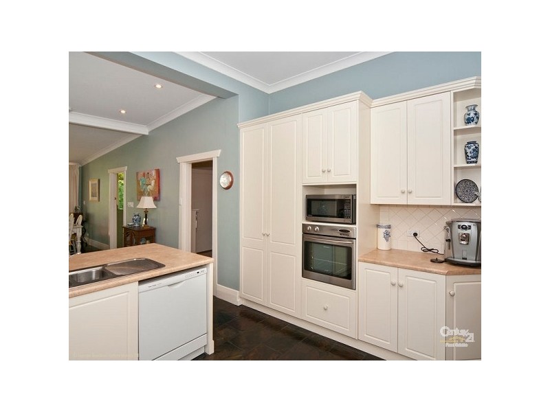 16 Wallace Street, Glenelg East SA 5045