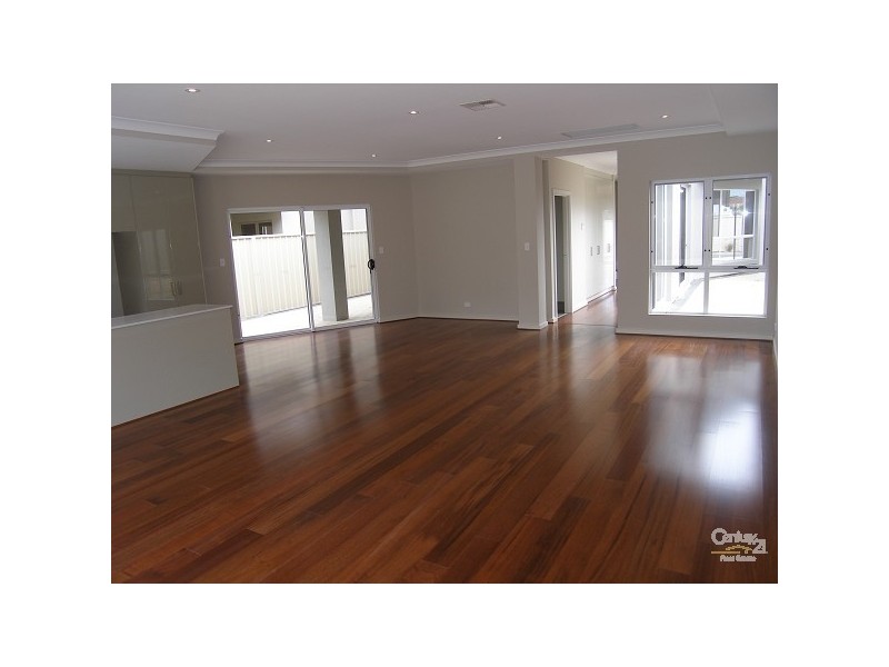 25A Pine Avenue, Glenelg North SA 5045