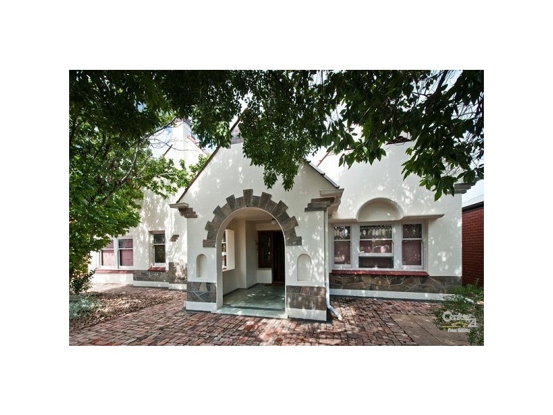 2 Young Street, Glenelg East SA 5045