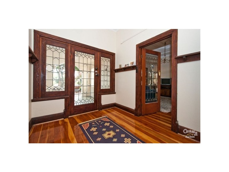 2 Young Street, Glenelg East SA 5045