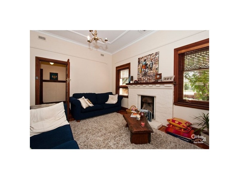 2 Young Street, Glenelg East SA 5045