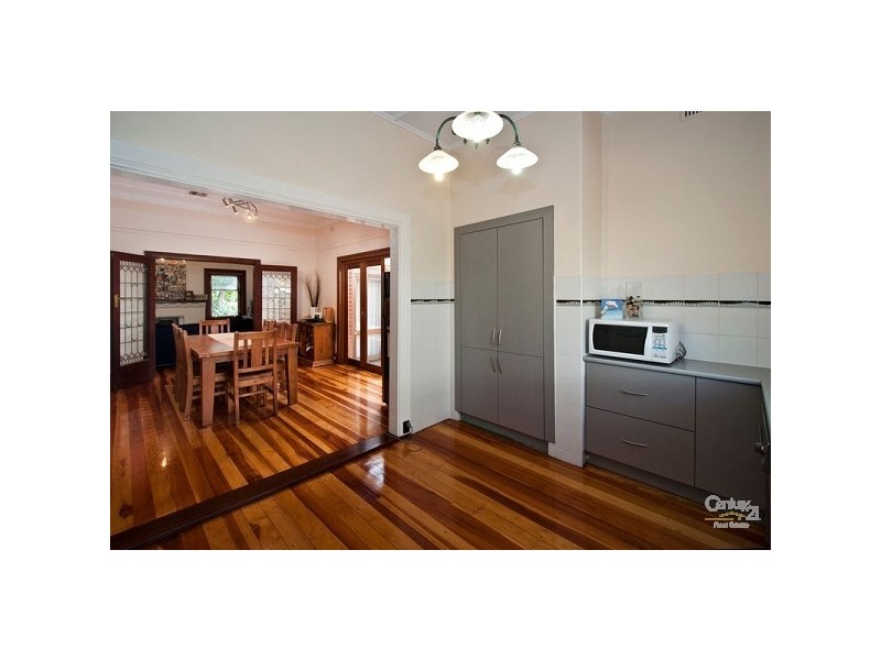 2 Young Street, Glenelg East SA 5045