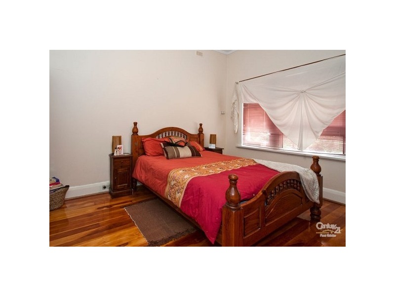 2 Young Street, Glenelg East SA 5045