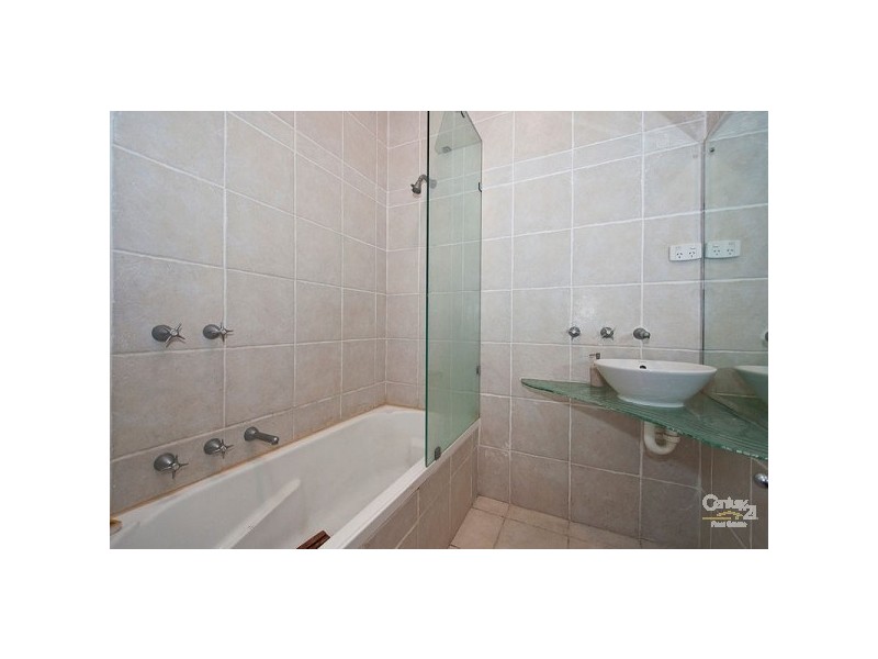 2 Young Street, Glenelg East SA 5045