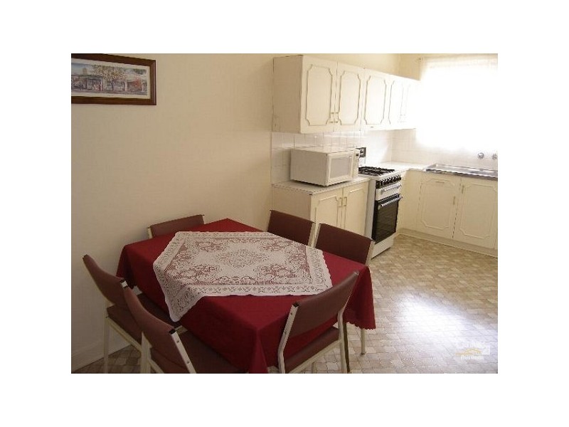 2 / 2 FOURTH AVENUE, Glenelg East SA 5045