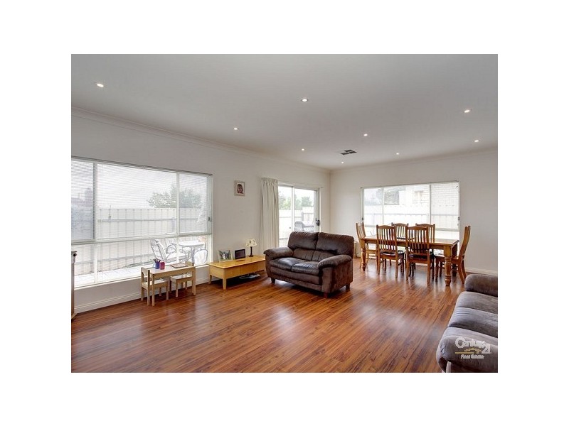8B Seaview Avenue, Kingston Park SA 5049