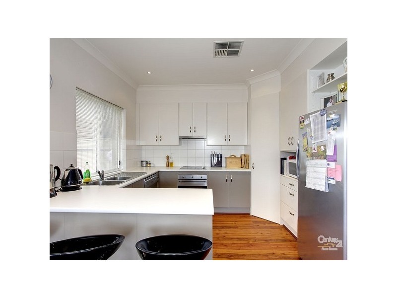 8B Seaview Avenue, Kingston Park SA 5049