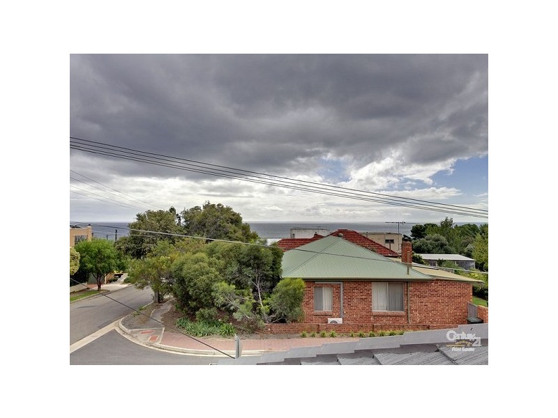 8B Seaview Avenue, Kingston Park SA 5049
