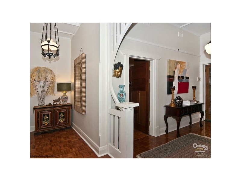 39 Albion Avenue, Glandore SA 5037