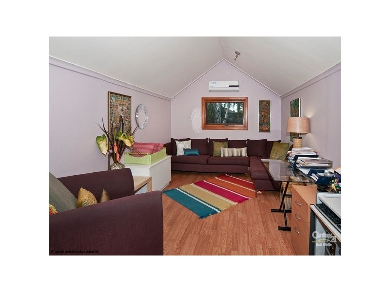 39 Albion Avenue, Glandore SA 5037