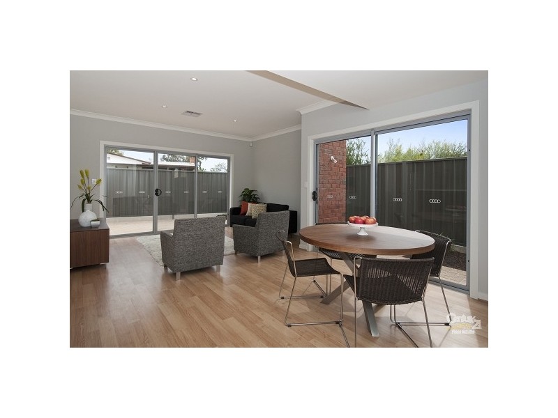 8 Day Street, Sturt SA 5047