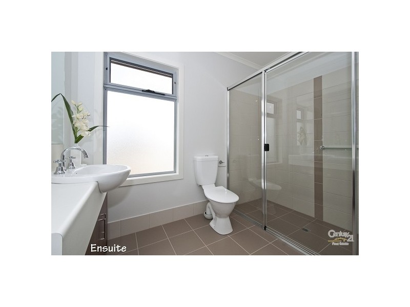 8 Day Street, Sturt SA 5047