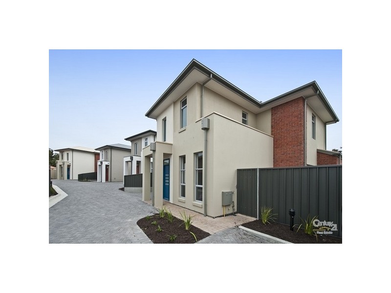 8 Day Street, Sturt SA 5047