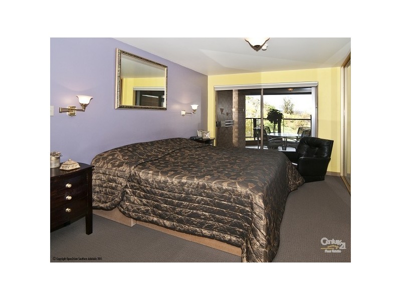 2D, 100 South Terrace, Adelaide SA 5000