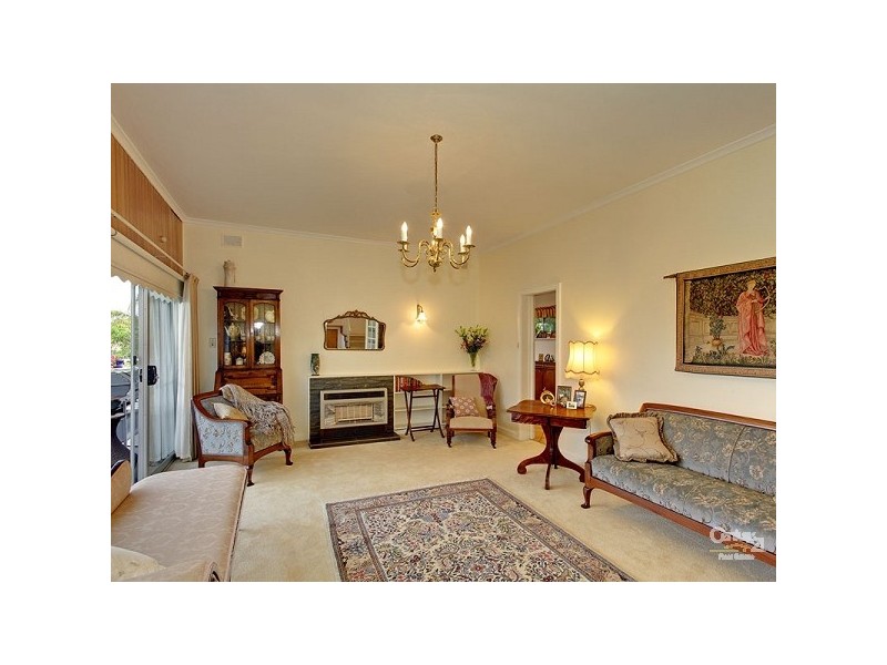 4 West Street, Seacliff Park SA 5049