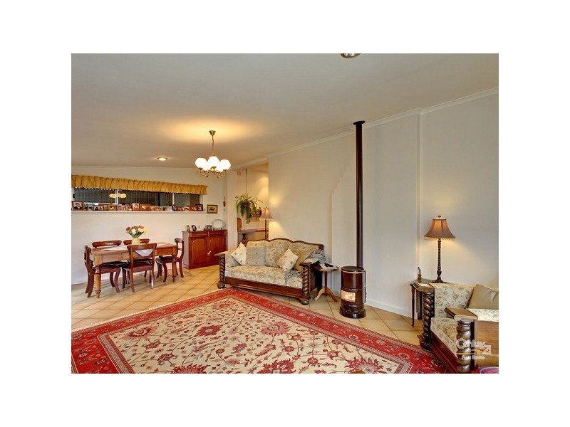 4 West Street, Seacliff Park SA 5049