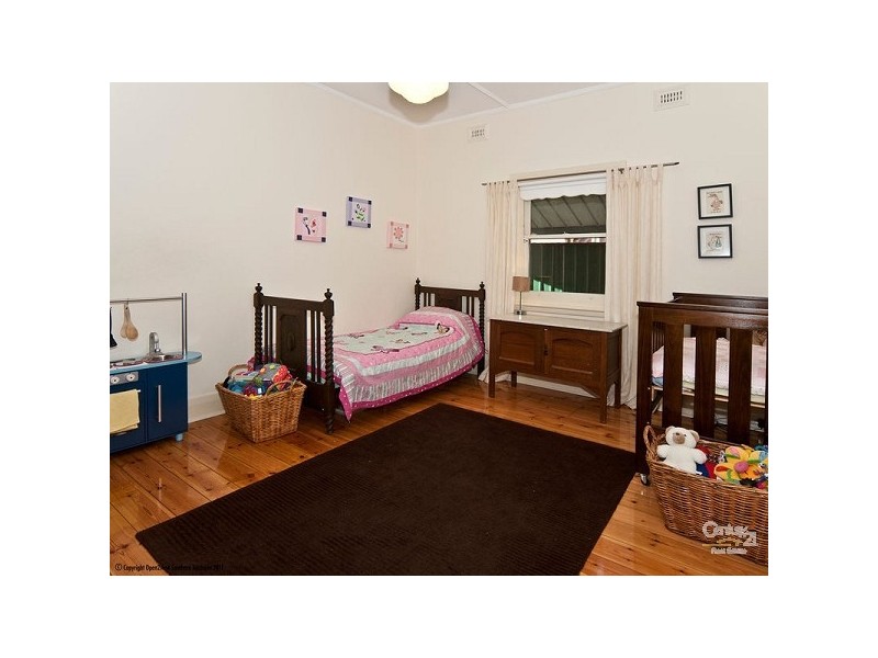 9 Somerset Avenue, Cumberland Park SA 5041