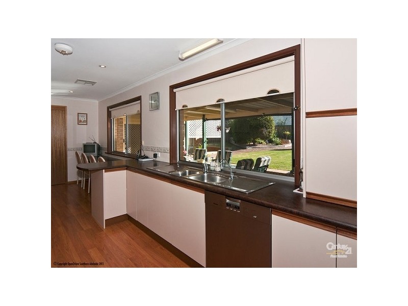 7 Insley Court, Trott Park SA 5158