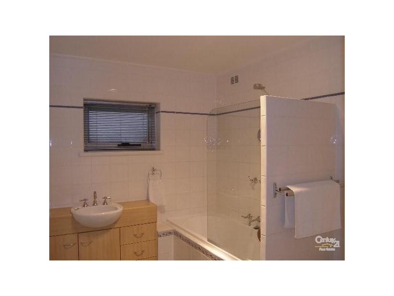 1/41 South Esplanade, Glenelg South SA 5045