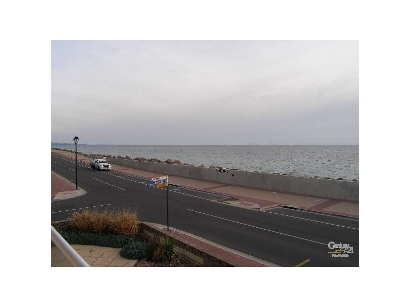 1/41 South Esplanade, Glenelg South SA 5045