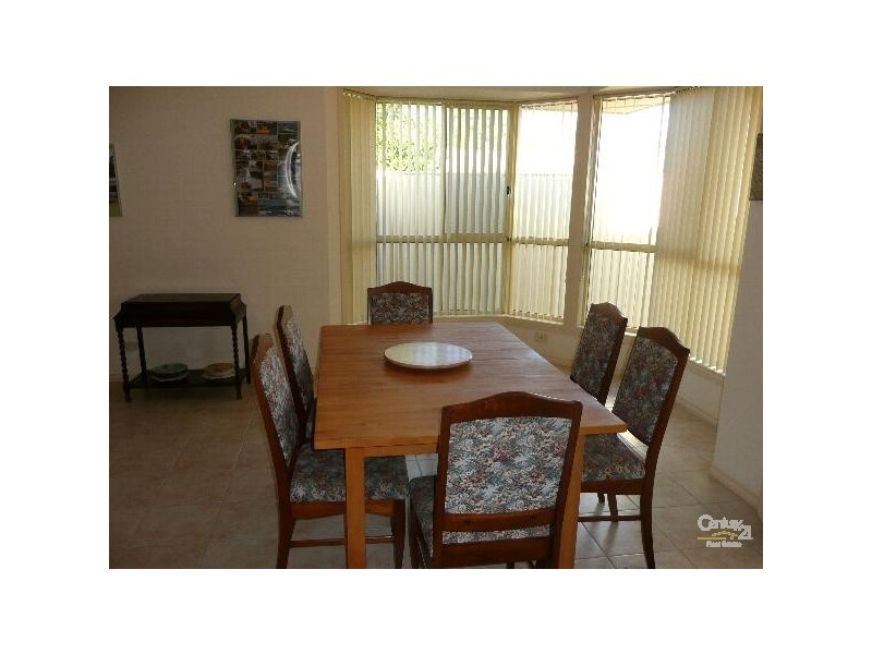 8a Albany Crescent, Oaklands Park SA 5046