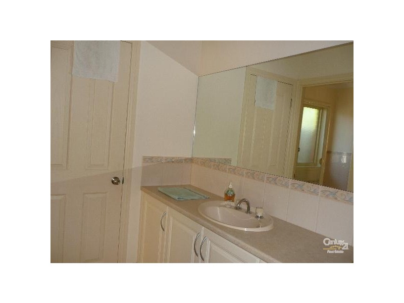 8a Albany Crescent, Oaklands Park SA 5046