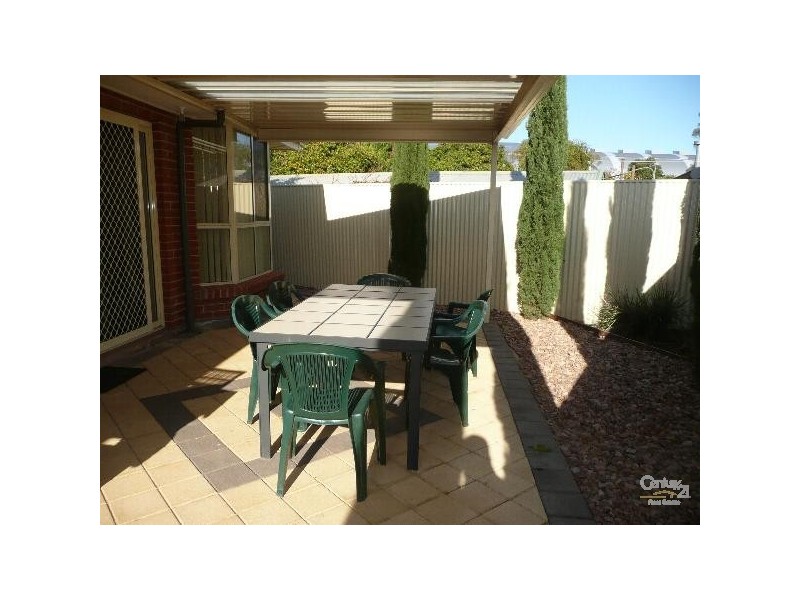 8a Albany Crescent, Oaklands Park SA 5046