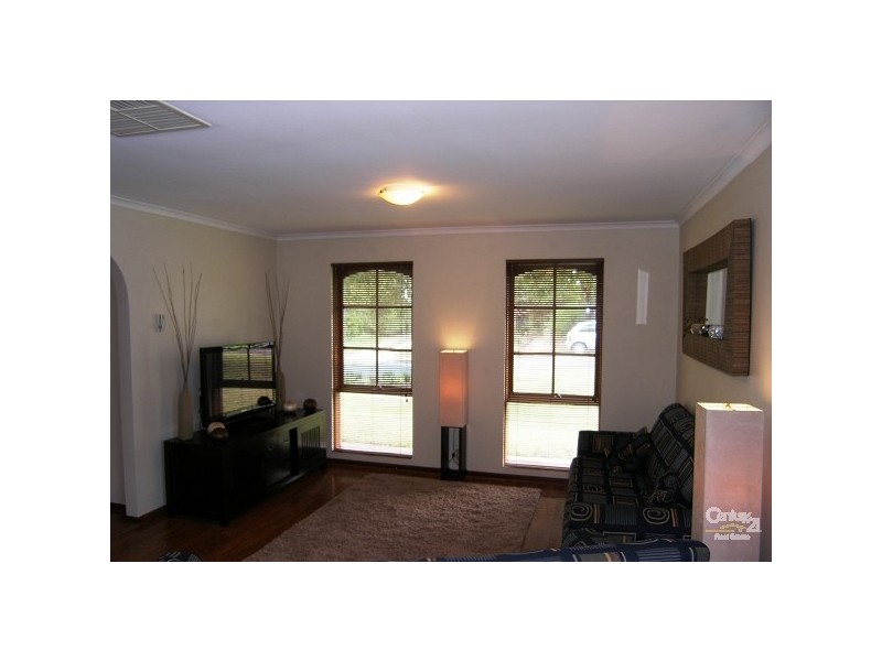 25 Horn Drive, Happy Valley SA 5159