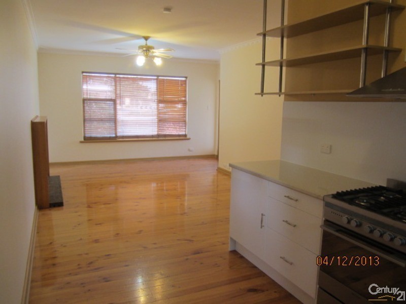 1 / 240A SEAVIEW ROAD, Henley Beach SA 5022