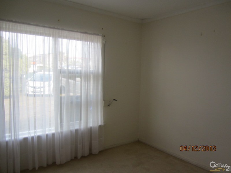 1 / 240A SEAVIEW ROAD, Henley Beach SA 5022