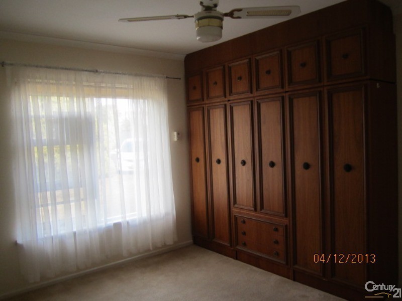 1 / 240A SEAVIEW ROAD, Henley Beach SA 5022