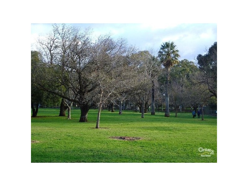 1/15 Peroomba Avenue, Kensington Gardens SA 5068