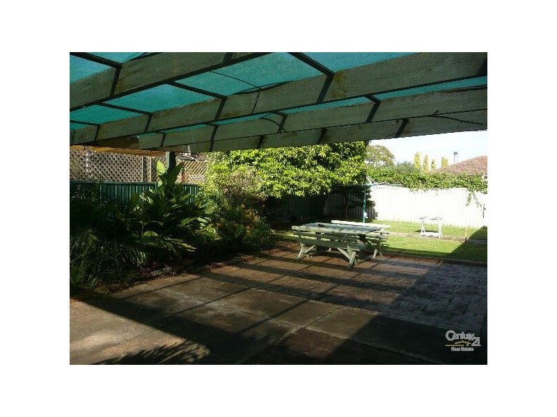 25 Freeman Avenue, Morphett Vale SA 5162