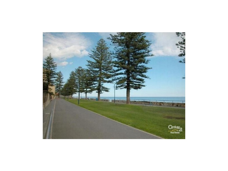 2/2 SOUTH ESPLANADE, Glenelg SA 5045