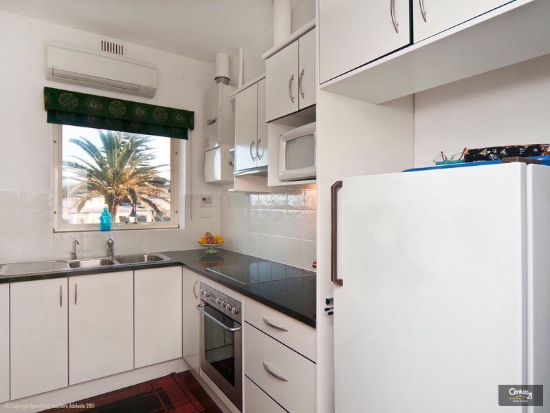 6/31 South Esplanade, Glenelg South SA 5045