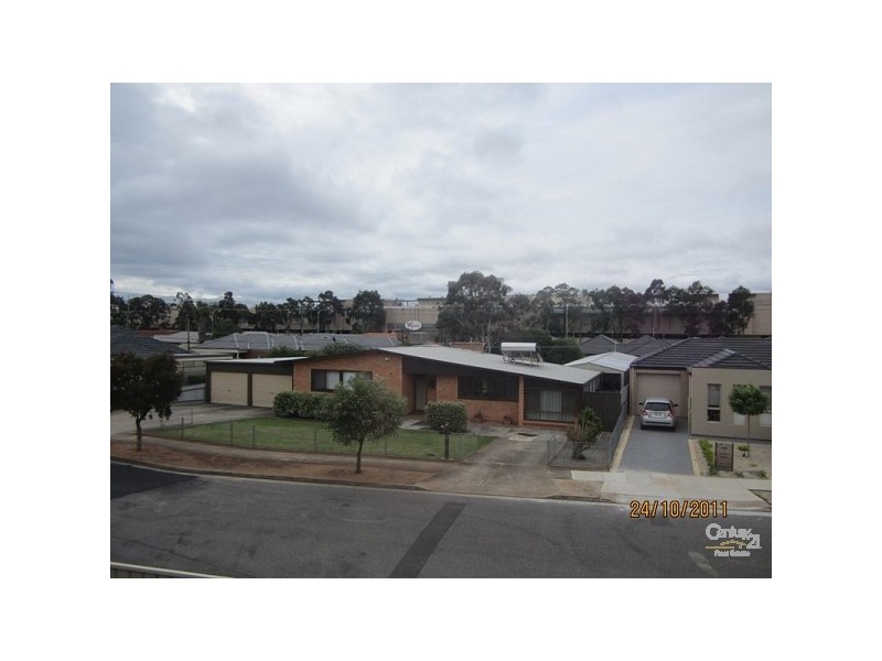 32C KINGSTON AVENUE, Seacombe Gardens SA 5047