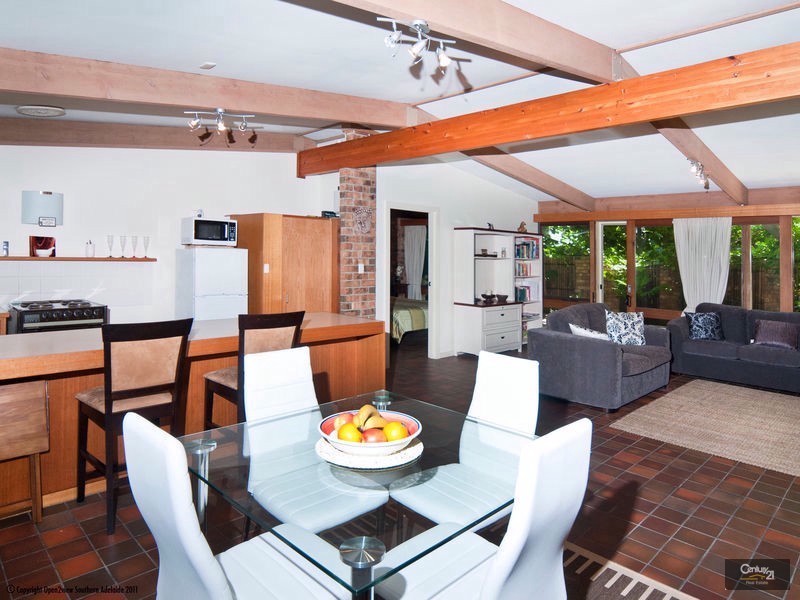 13 Yarrum Grove, Glenelg South SA 5045