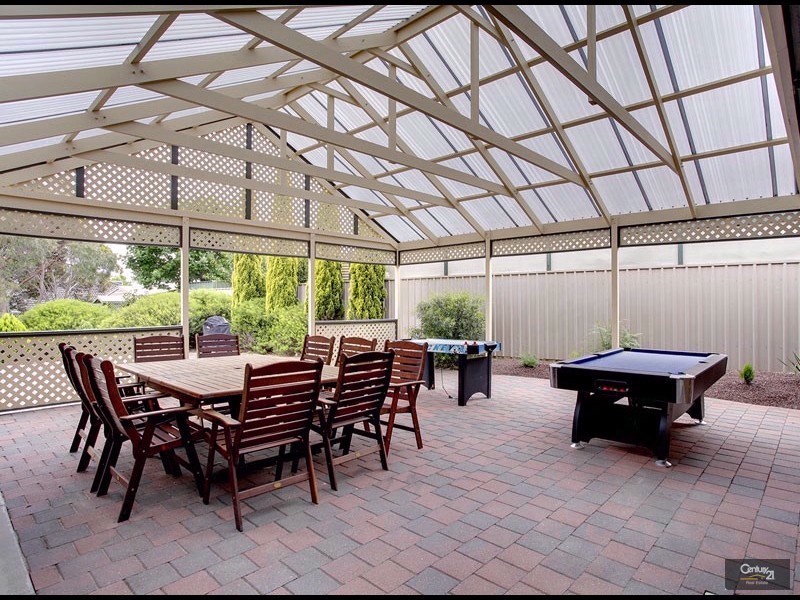 42 Foxfield Drive, Onkaparinga Hills SA 5163
