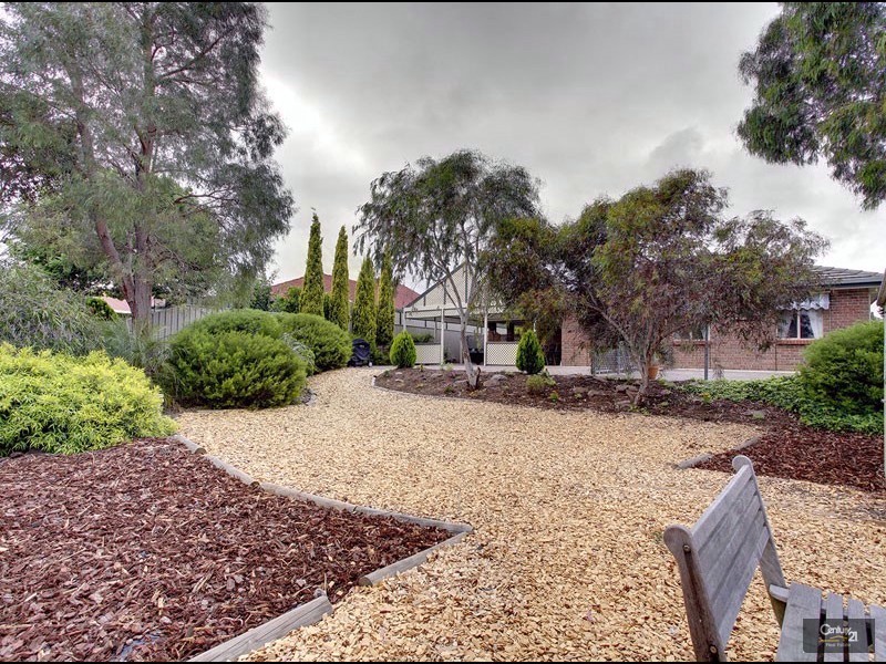 42 Foxfield Drive, Onkaparinga Hills SA 5163