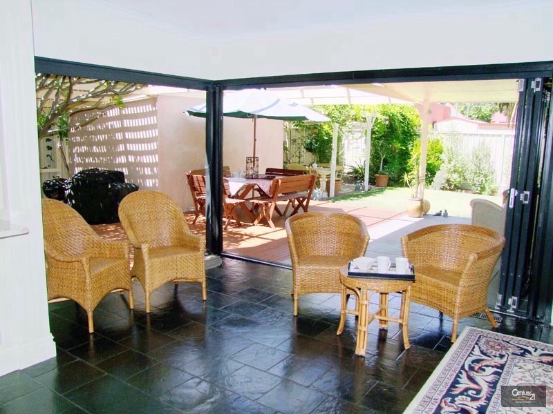 66 Penzance Street, Glenelg South SA 5045