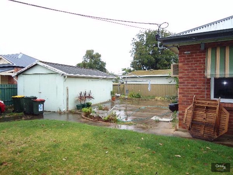 2 Berrima Street, Glenelg North SA 5045