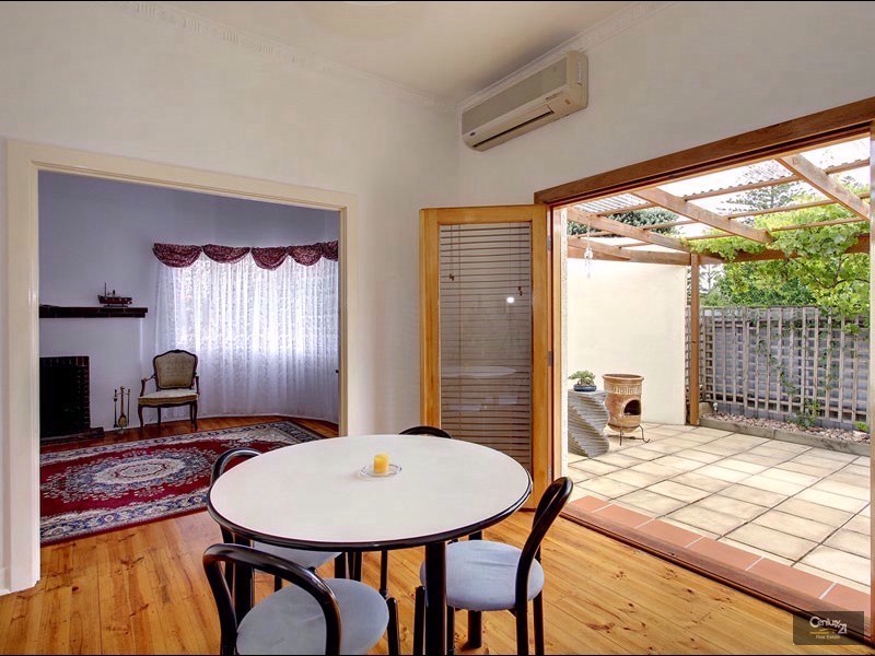 85 Tapleys Hill Road, Glenelg North SA 5045