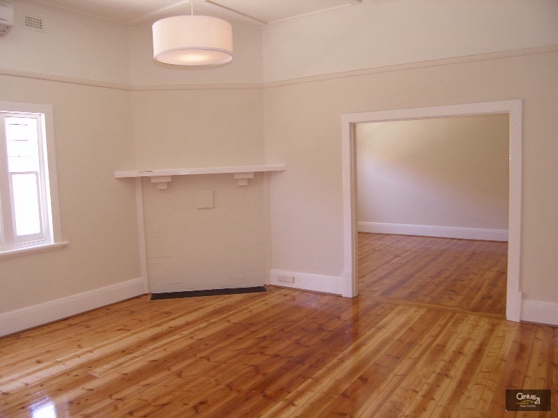 4 Maxwell Terrace, Glenelg East SA 5045