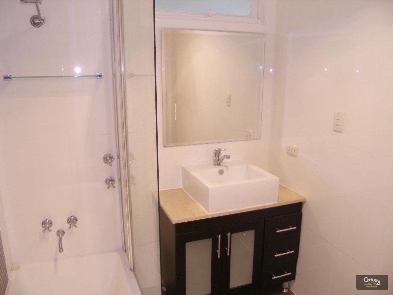 36 Karoona Crescent, Seacombe Heights SA 5047