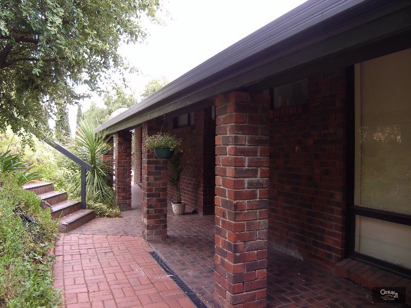 36 Karoona Crescent, Seacombe Heights SA 5047