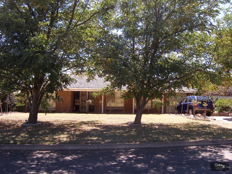 28 Second Avenue, Moana SA 5169