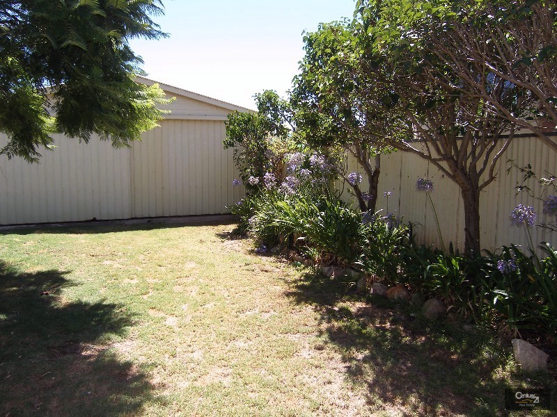 28 Second Avenue, Moana SA 5169