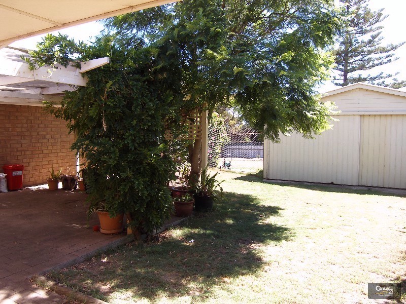 28 Second Avenue, Moana SA 5169